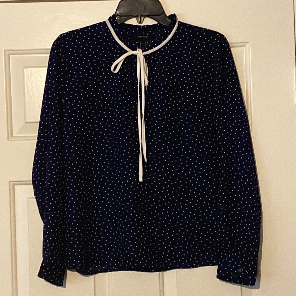 *NWT Forever 21 Mock Neck Polka Dot Long Sleeve Blouse